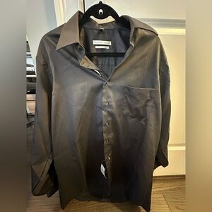 Geoffrey Beene Men's Regular Fit Size Large Sateen Button Down Shirt